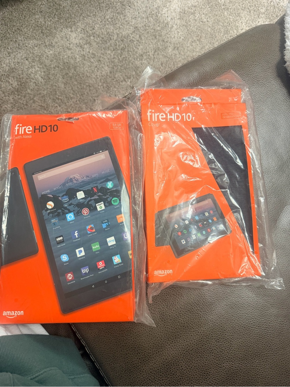 NEW SEALED Amazon Fire HD 10 Tablet 64GB with Alexa + Cover Bundle